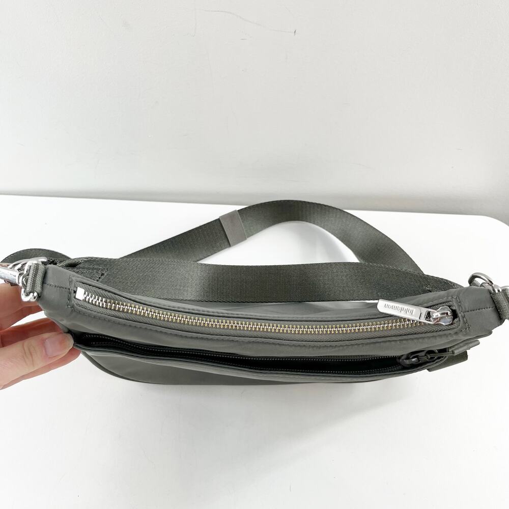 Lululemon Mini Adjustable Shoulder Bag Purse 3l S… - image 6